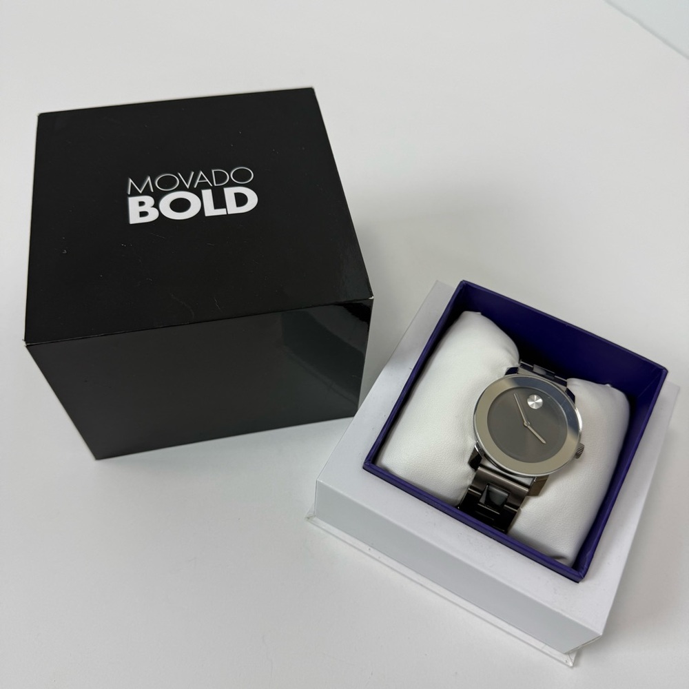 Movado Bold Grey Woman's Mirrored Bezel and Tortoise Ceramic Stainless Band